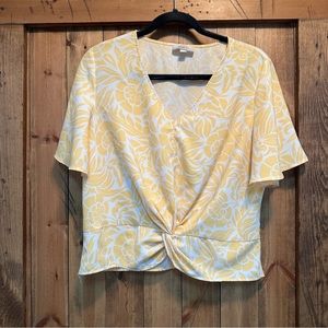 LOFT flutter sleeve blouse with front knot detail. EUC Size Small